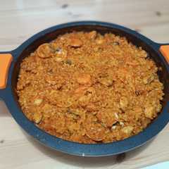Una foto de Arroz con mix de mariscos