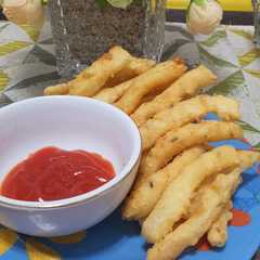 A picture of Stick singkong keju oregano.