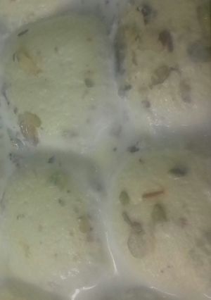 A picture of Instant rasmalai.