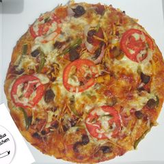 Pizza A picture of Pizza.