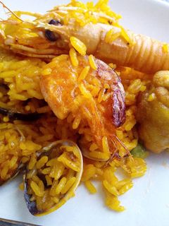 Una foto de Paella mixta