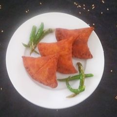 Rajgira Kuttu Samosas A picture of Rajgira Kuttu Samosas.