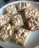 Tostadas (o bruschettas) de atún y verduras