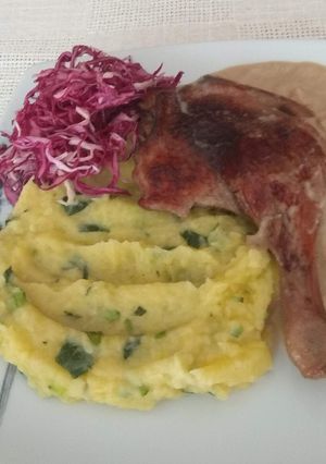 Sörben sült kacsacomb recept fotója