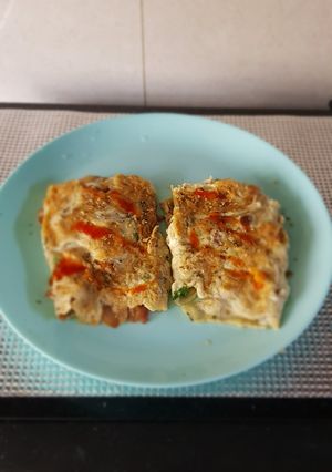 A picture of Bacon omelette without cheese.