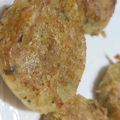 A picture of Aloo tikki.