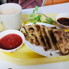 A picture of Stuff veg paratha.