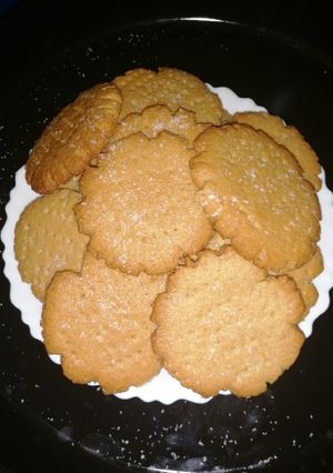 A picture of Digestive biscuits.