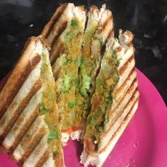 A picture of Jain Masala Sandwich.
