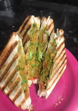 A picture of Jain Masala Sandwich.