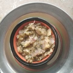 A picture of Keri ki khatti mitthi chutney.