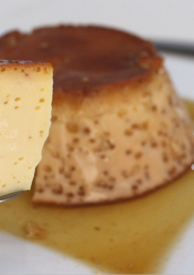 Una foto de Flan de huevo en olla express