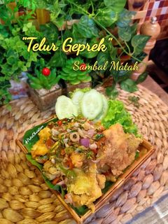 Foto resep Telur geprek sambal matah