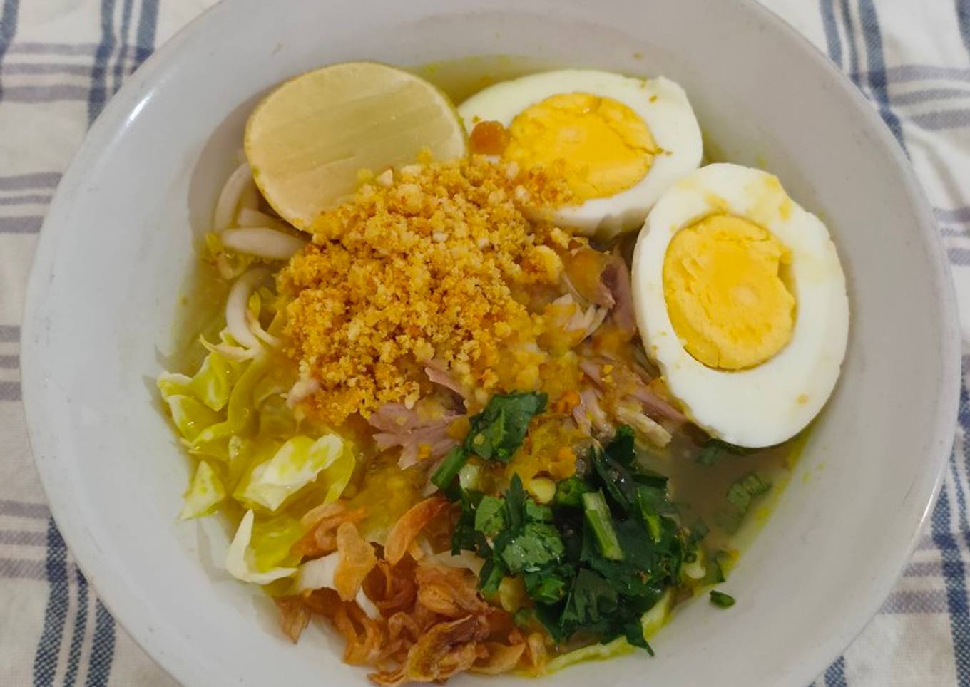 Langkah Mudah untuk Menyiapkan Soto Ayam Kuning yang Lezat Sekali