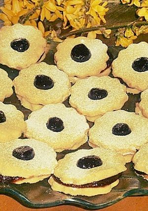 Diós linzerkarika recept fotója