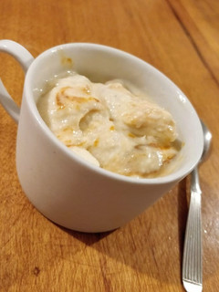 Una foto de Helado banana + dulce de leche