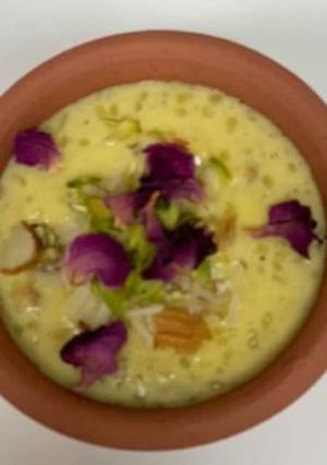 A picture of Brown Ground Rice 🌾 Phirni With Jaggery { Healthy }.