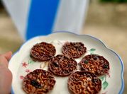 Una foto de galletas de naranja con manteca