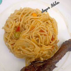 A picture of Jollof spaghetti.