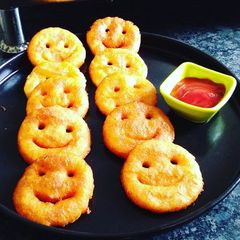A picture of Potato smiley.