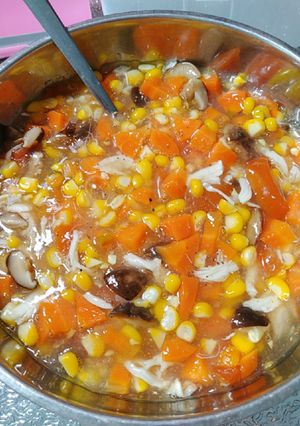 Hình của món SÚP GÀ FULL TOPING🍲🥚.