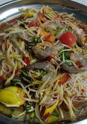 รูปของ ตำกุ้งสด ขนมจีน
