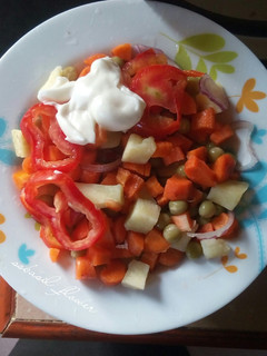 A picture of Simple pantry salad.