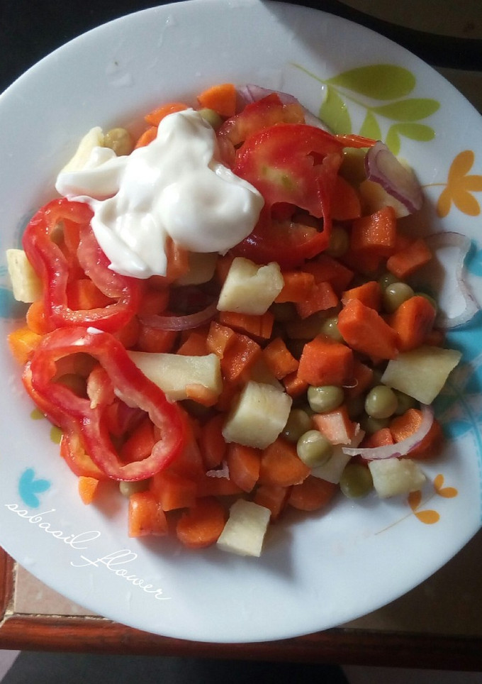 A picture of Simple pantry salad.