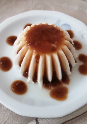 Foto di PANNA COTTA CON SCIROPPO AL Caffè'