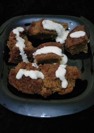 A picture of Eggless vanilla cake.