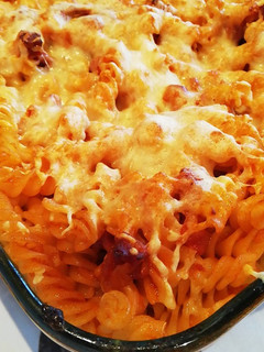 Una foto de Pasta gratinada con chorizo