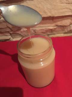 Una foto de Sirope de chocolate blanco