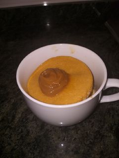 Una foto de Torta de dulce de leche en taza