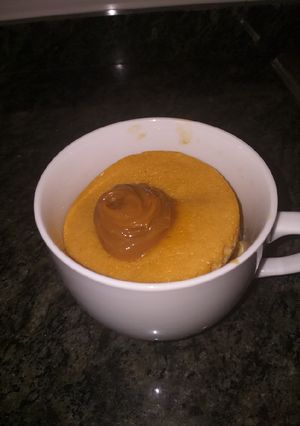 Una foto de Torta de dulce de leche en taza