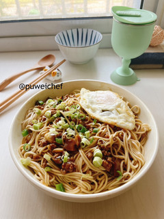 香菇肉燥乾拌麵 的食譜成品照片