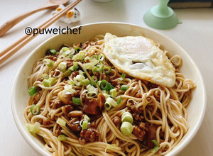 香菇肉燥乾拌麵 的食譜成品照片