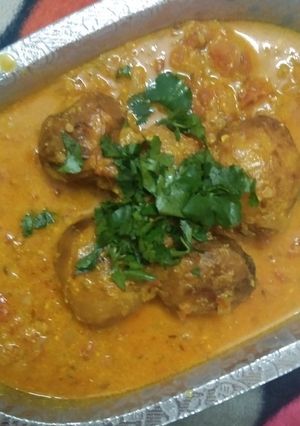 A picture of Dum Aloo.