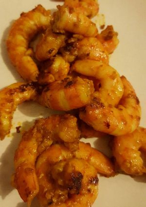 Une photo de Crevettes poêlées à l'ail