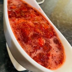 A picture of Strawberry Sauce.