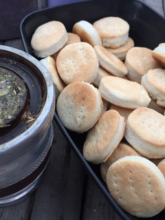 Una foto de 👩🏼🍳Bizcochitos de grasa sin Levadura 😊
