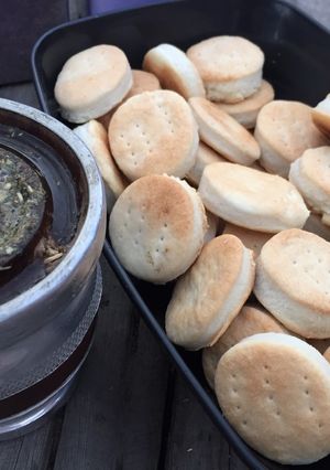Una foto de 👩🏼‍🍳Bizcochitos de grasa sin Levadura 😊