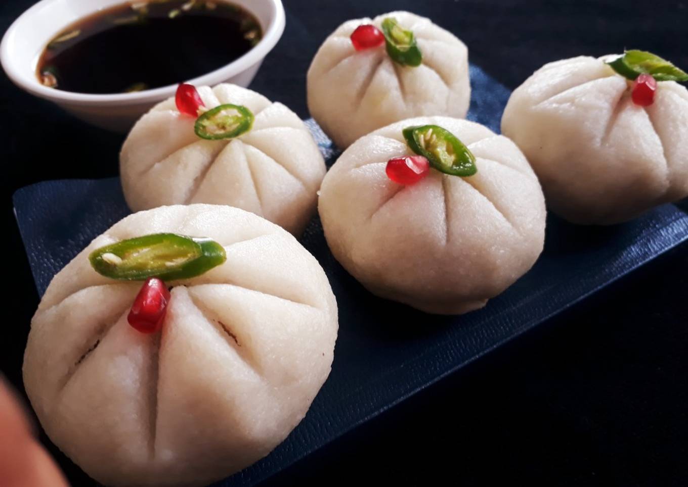 Steamed Rice ball stuffed with twisted pasta