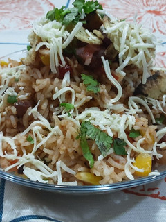 મેક્સિકન રાઈસ (Mexican Rice Recipe in Gujarati) રેસીપી મુખ્ય ફોટો
