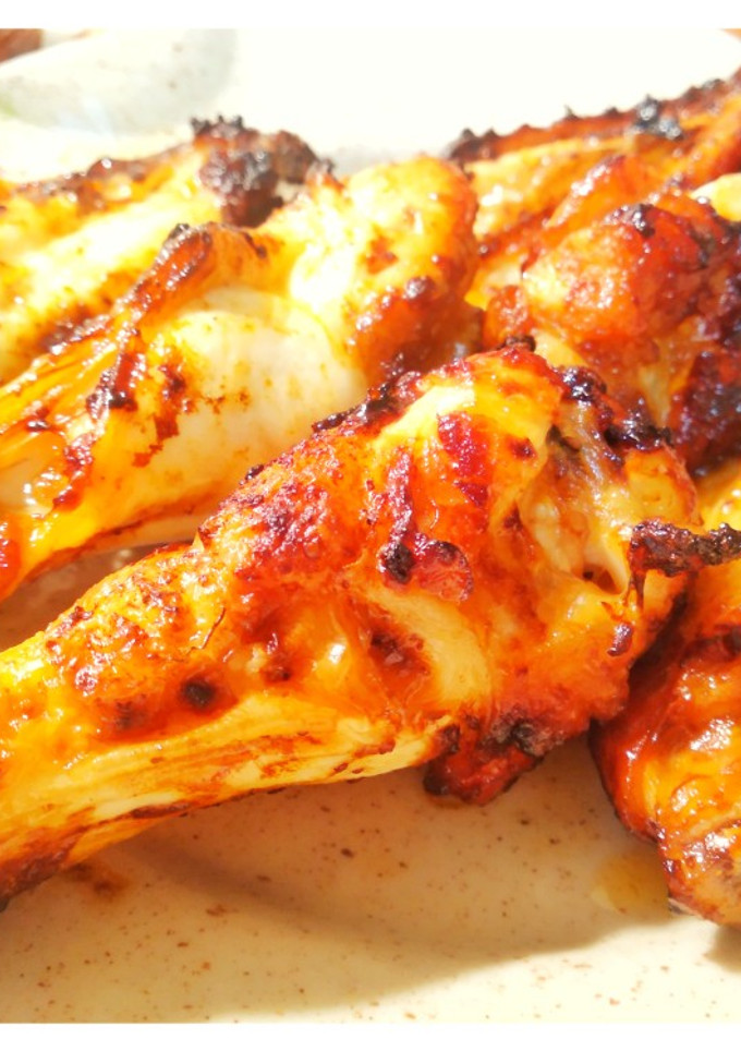 Una foto de Alitas de pollo a la piña picante en freidora de aire Cosori 5, 5 L