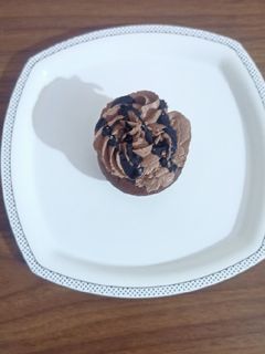 ચોકલેટ લાવા કપકેક (Chocolate Lava Cupcake Recipe In Gujarati) રેસીપી મુખ્ય ફોટો