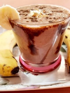 बनाना स्मूथी (Banana smoothie recipe in Hindi) रेसिपी मुख्य फोटो