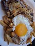 Bife de cuadrada a lo pobre