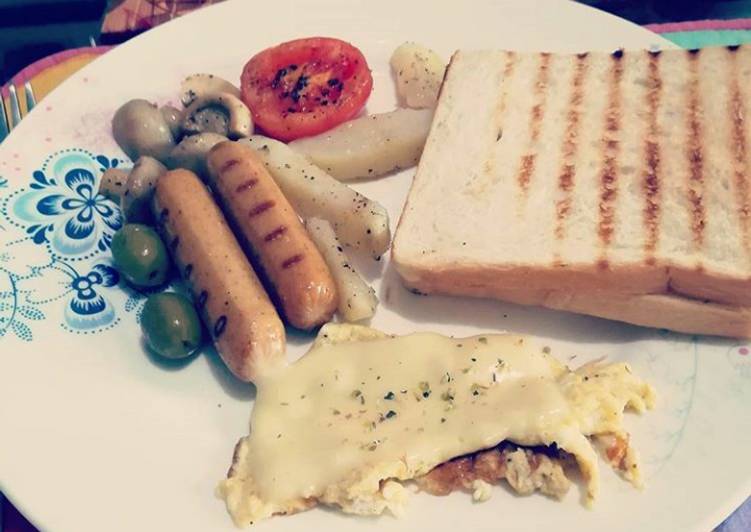 Steps to Make Ultimate Cheese Spanish omelette grilled sausage mushroom,olives&amp; toast