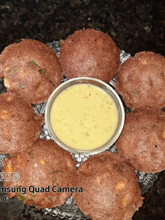 વેજ. રાગી ઈડલી (Veg. Ragi Idli Recipe In Gujarati) રેસીપી મુખ્ય ફોટો