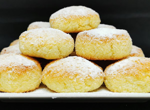 Foto principal de Galletas blanditas de coco con solo 3 ingredientes